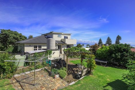 Photo of property in 15 Patui Avenue, Ngarimu Bay, Thames, 3575