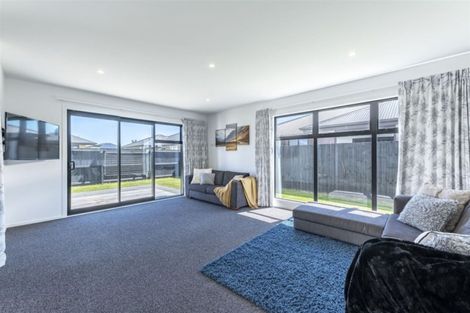 Photo of property in 23 Bradwell Crescent, Halswell, Christchurch, 8025