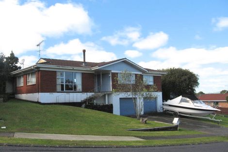 Photo of property in 38 Rotoiti Avenue, Pakuranga Heights, Auckland, 2010