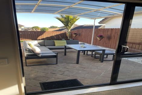 Photo of property in 28 Espalier Drive, Henderson, Auckland, 0612