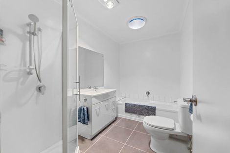 Photo of property in 4a Kohekohe Place, Pukete, Hamilton, 3200