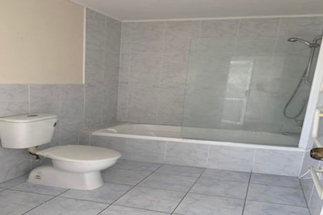 Photo of property in 44 Larne Avenue, Pakuranga Heights, Auckland, 2010