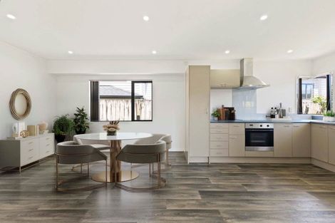 Photo of property in 2 Pantera Way, Hillpark, Auckland, 2102