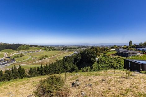 Photo of property in 7 Halcyon Way, Cashmere, Christchurch, 8022