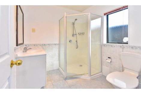 Photo of property in 9 Carn Place, Weymouth, Auckland, 2103