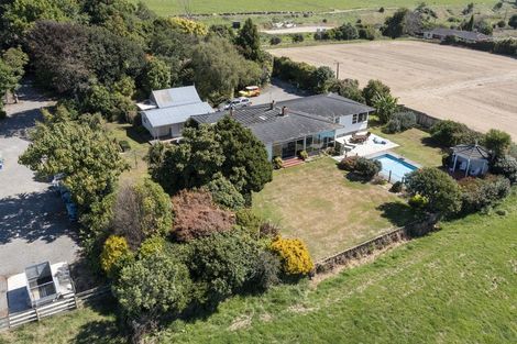 Photo of property in 194 Lindsay Road, Levin, 5510