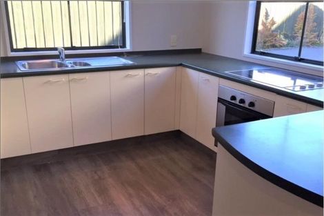 Photo of property in 3/32 Brockworth Place, Riccarton, Christchurch, 8011