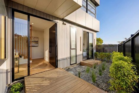 Photo of property in 23b Sorrel Crescent, Bucklands Beach, Auckland, 2012