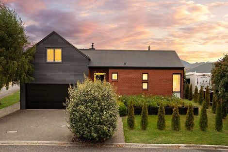 Photo of property in 25 Cotter Avenue, Arrowtown, 9302