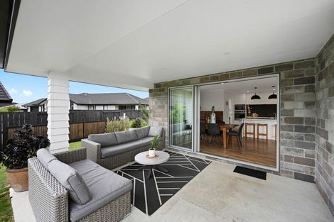 Photo of property in 18 Drower Glen, Flagstaff, Hamilton, 3210