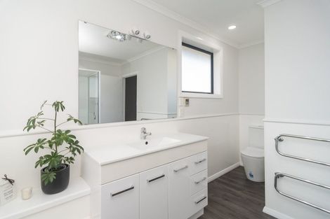 Photo of property in 10 Studholme Street, Temuka, 7920