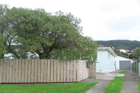 Photo of property in 63 Oxford Street, Tawa, Wellington, 5028
