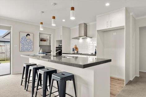 Photo of property in 225 Te Okuroa Drive, Papamoa, 3118