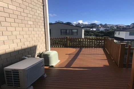 Photo of property in 24 Para Close, Fairview Heights, Auckland, 0632