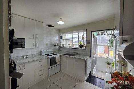 Photo of property in 2/67 Coronation Road, Papatoetoe, Auckland, 2025
