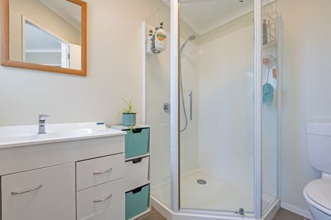 Photo of property in 37 County Heights Drive, Aokautere, Palmerston North, 4471