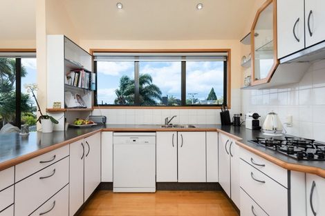 Photo of property in 2 Mahoe Street, Matua, Tauranga, 3110