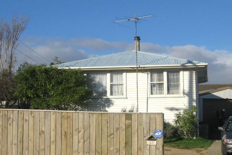 Photo of property in 66 Castor Crescent, Cannons Creek, Porirua, 5024