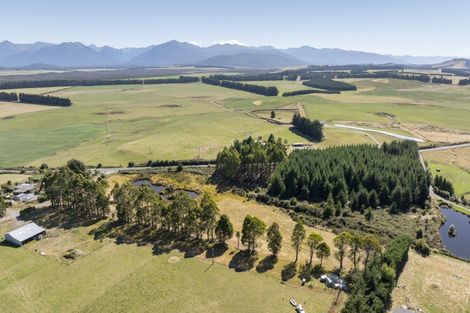Photo of property in 900 Hillside-manapouri Road, Manapouri, 9679