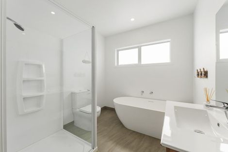 Photo of property in 13 Karanema Place, Coastlands, Whakatane, 3120