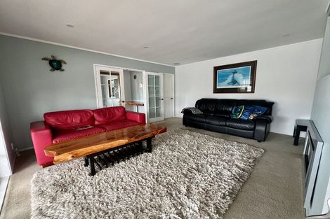 Photo of property in 2/28 Onepoto Road, Hauraki, Auckland, 0622