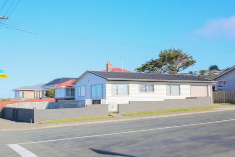 Photo of property in 2 Burrows Street, Bluff, 9814