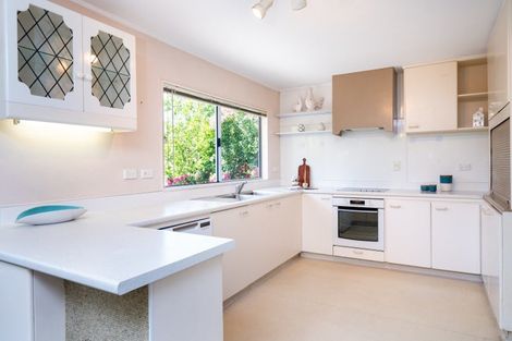 Photo of property in 10 Kopanga Road, Havelock North, 4130