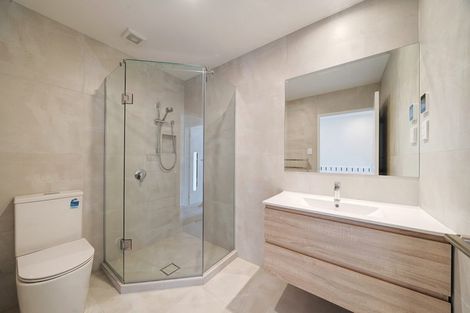 Photo of property in 2/105 Hobsonville Road, West Harbour, Auckland, 0618