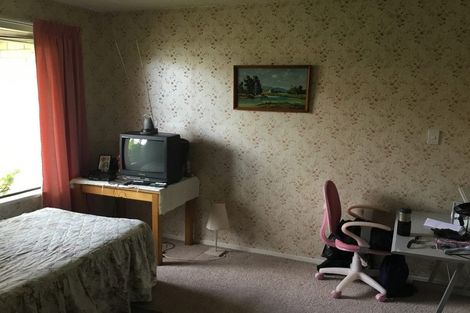 Photo of property in 2/1 Iona Place, Sockburn, Christchurch, 8042