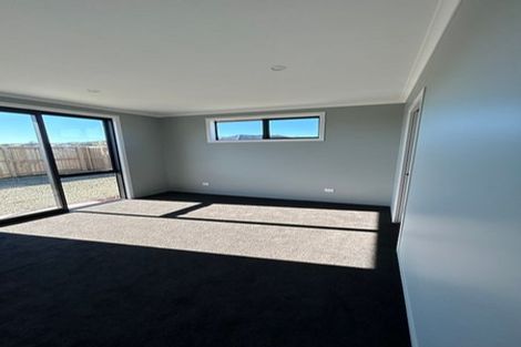 Photo of property in 16 Songpa Street, Halswell, Christchurch, 8025