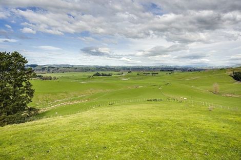 Photo of property in 210 Ongaonga Road, Waipawa, 4272