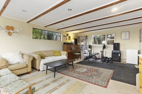 Photo of property in 17 Kapuka Road, Mangere Bridge, Auckland, 2022