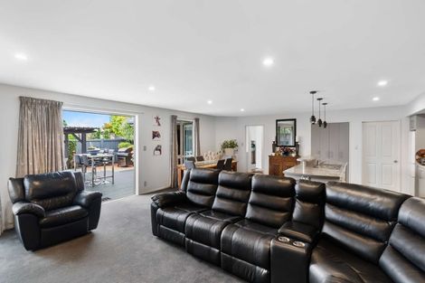 Photo of property in 12 Cunneen Place, Aidanfield, Christchurch, 8025