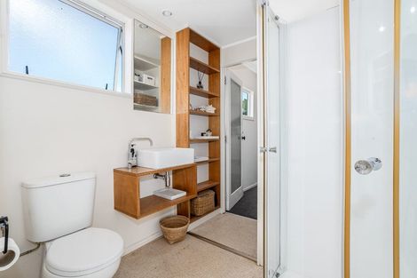 Photo of property in 16 Paneta Street, Paekakariki, 5034