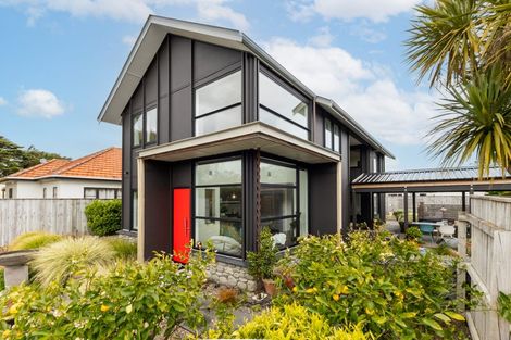 Photo of property in 79b Golf Road, Paraparaumu Beach, Paraparaumu, 5032