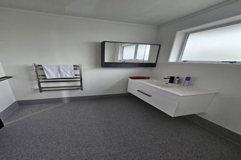 Photo of property in 4 Chesterman Road, Riverlea, Hamilton, 3216