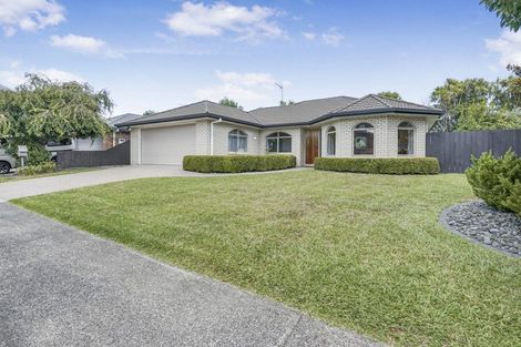 Photo of property in 70 Nielsen Gardens, Rototuna, Hamilton, 3210