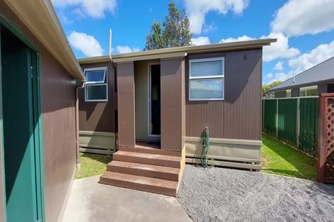 Photo of property in 2 Guthrie Court, Bulls, 4818