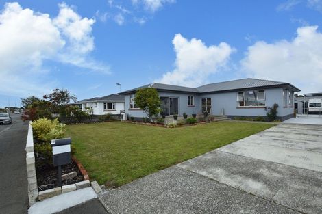 Photo of property in 84 Regent Street, Newfield, Invercargill, 9812