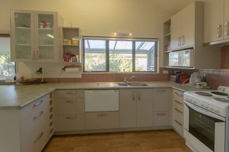 Photo of property in 9 Lamason Street, Greenmeadows, Napier, 4112