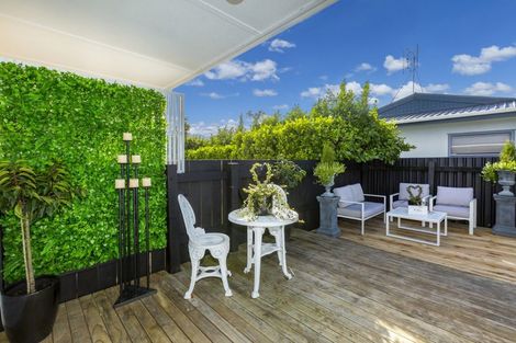 Photo of property in 2/504 Fergusson Drive, Trentham, Upper Hutt, 5018