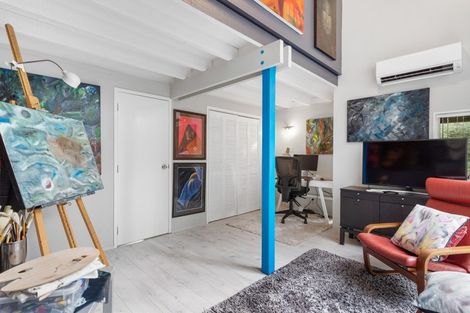 Photo of property in 1/39 Saffron Street, Birkdale, Auckland, 0626