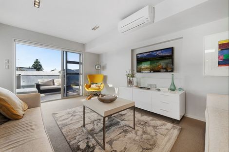 Photo of property in 6a Hart Street, Mount Maunganui, 3116