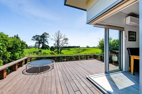 Photo of property in 313 Egmont Road, Hillsborough, New Plymouth, 4372