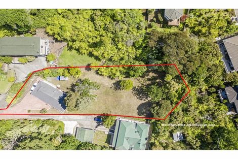 Photo of property in 8 Limmer Place, Browns Bay, Auckland, 0632