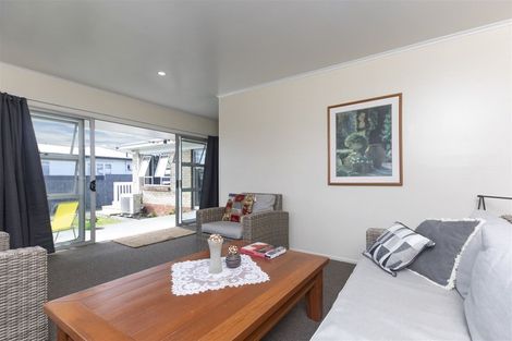 Photo of property in 1/48 Rollerson Street, Papakura, 2110
