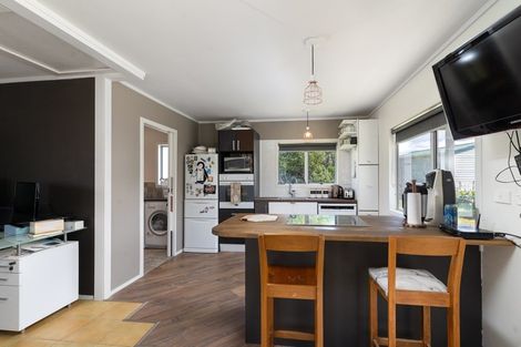 Photo of property in 106 Brandon Street, Featherston, 5710