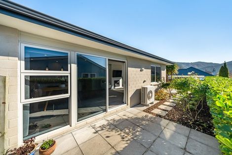 Photo of property in 9a Marlborough Street, Silverstream, Upper Hutt, 5019