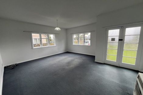 Photo of property in 220 College Street, West End, Palmerston North, 4412