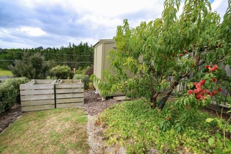 Photo of property in 6 Skelton Crescent, Paparoa, 0571
